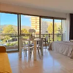 Marina & Services