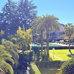 Marina & Services