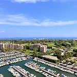 Marina & Services *