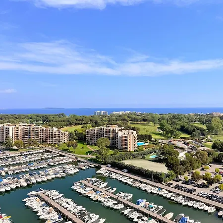 La Marina Cannes *